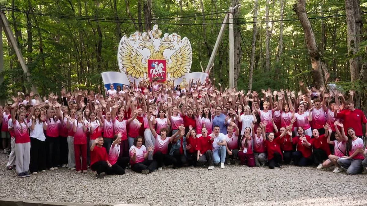 Первые во всем!. Подошла к концу смена, объединившая тех, за кем идут молодые ребята, кто вдохновляет своим примером и становится для них мудрым наставником
