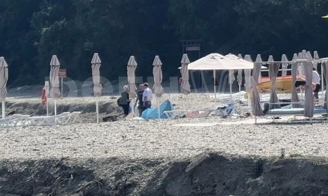 "Понимал, что все, но пытался спасти": Врач рассказал о детях, погибших на пляже под Геленджиком от удара ВСУ "Понимал, что все, но пытался спасти": Врач рассказал о детях, погибших на пляже под Геленджиком от удара ВСУ