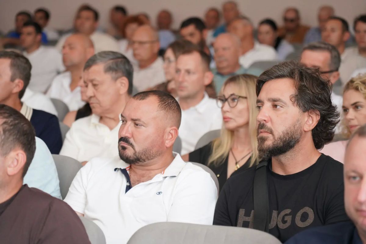 В Сочи обсудили алгоритмы действий пользователей пляжей при угрозе БПЛА и усиление мер защиты В Сочи обсудили алгоритмы действий пользователей пляжей при угрозе БПЛА и усиление мер защиты