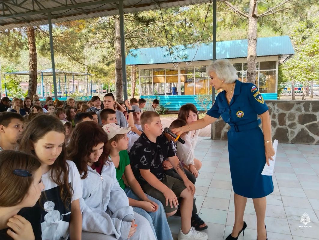 Всероссийская акция «Моё безопасное лето» в Анапе продолжается Всероссийская акция «Моё безопасное лето» в Анапе продолжается
