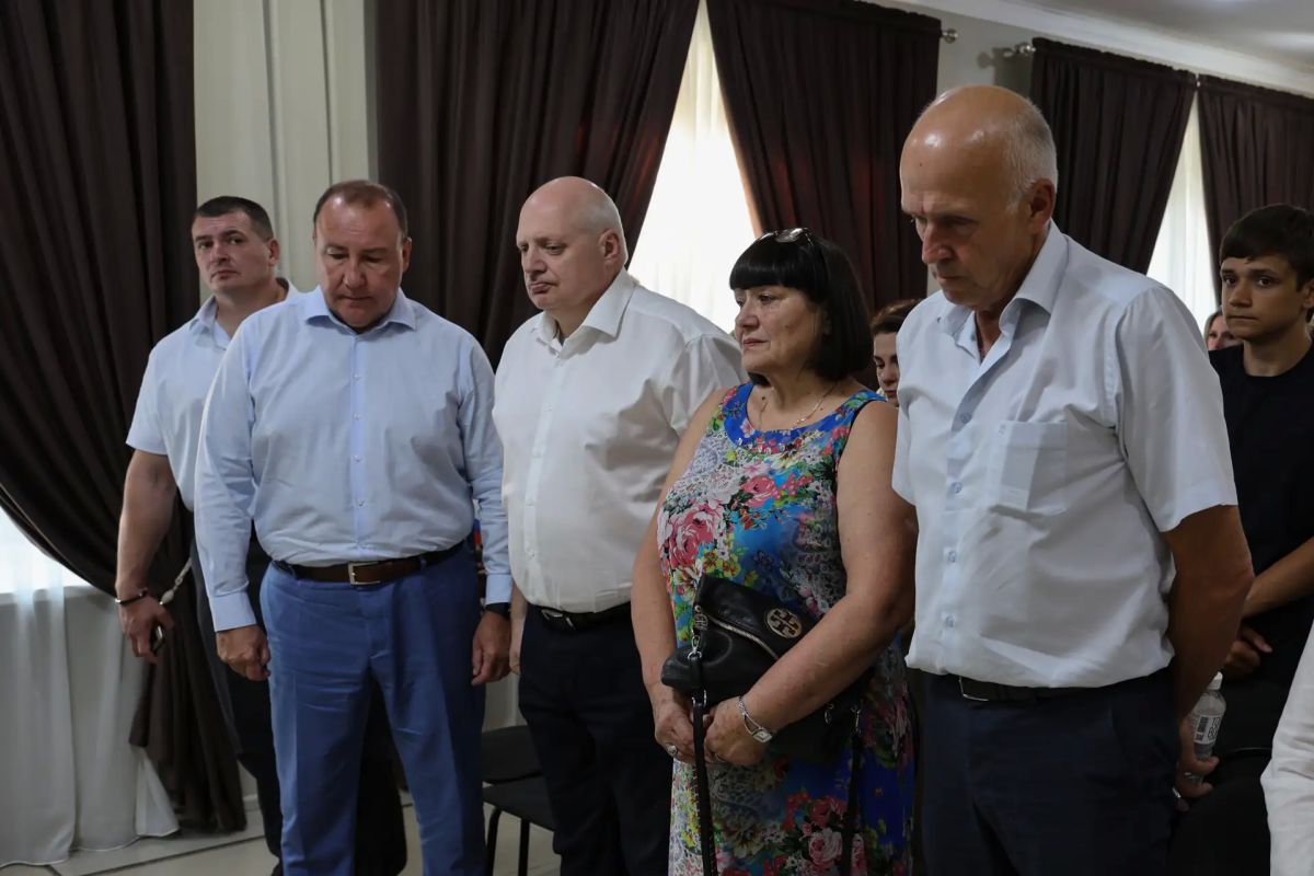В АРМАВИРЕ СОСТОЯЛАСЬ ПРЕЗЕНТАЦИЯ КНИГИ ОБ УЧАСТНИКАХ СВО В АРМАВИРЕ СОСТОЯЛАСЬ ПРЕЗЕНТАЦИЯ КНИГИ ОБ УЧАСТНИКАХ СВО