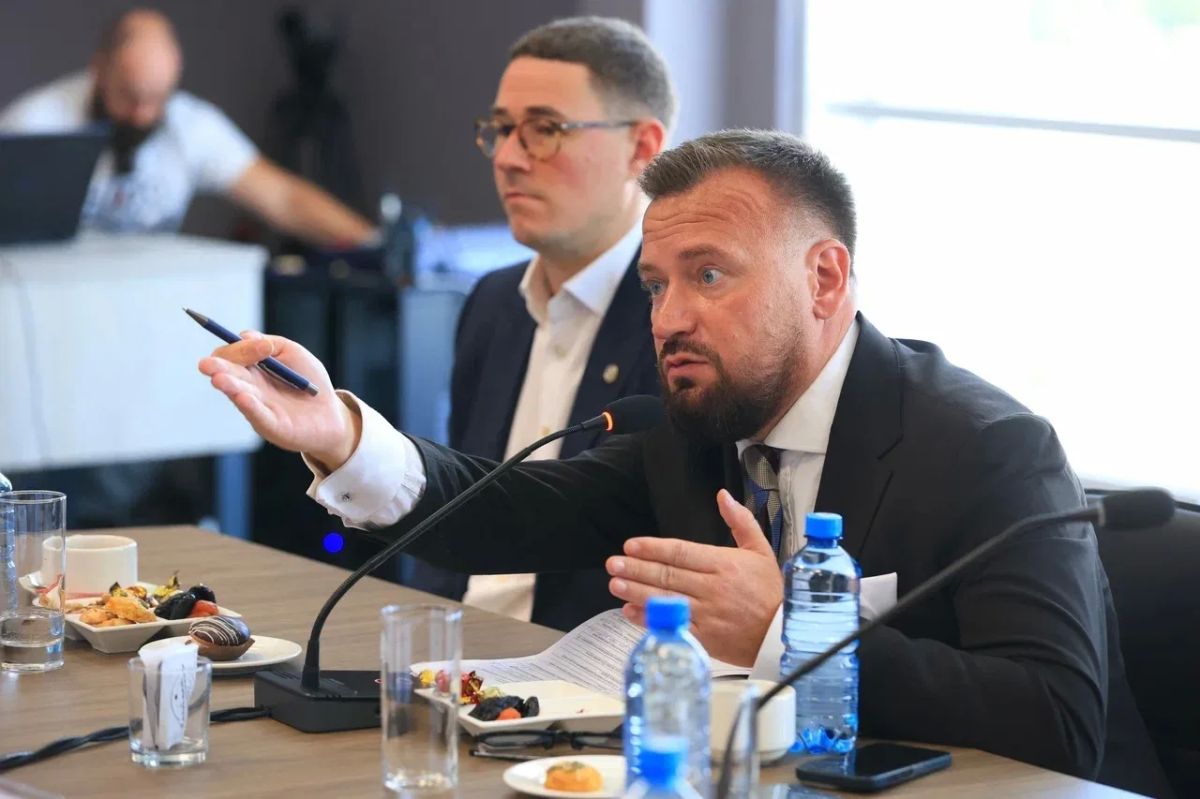 Вениамин Кондратьев: Встретился с легендарными спортсменами Кубани, тренерами детских сборных и специалистами по организации физкультурно-массовой работы в муниципалитетах Вениамин Кондратьев: Встретился с легендарными спортсменами Кубани, тренерами детских сборных и специалистами по организации физкультурно-массовой работы в муниципалитетах