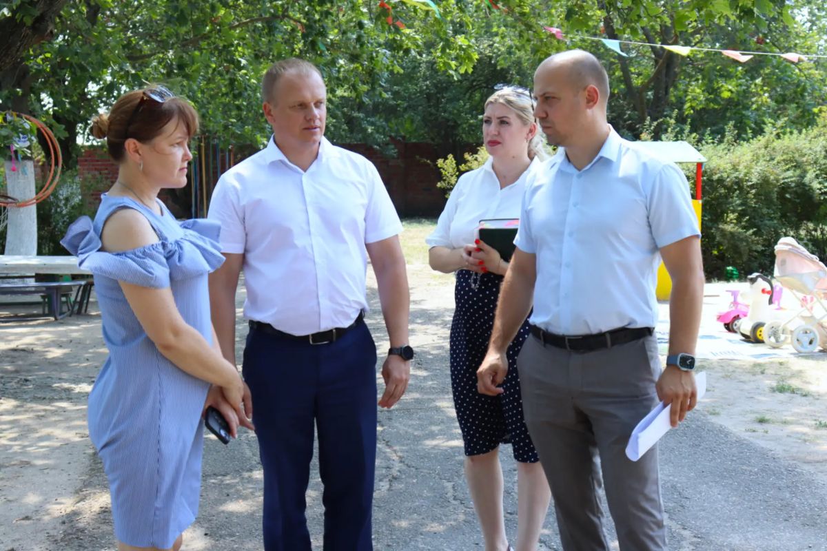 В детском саду поселка Моревка отремонтируют систему отопления и обустроят современные теневые навесы В детском саду поселка Моревка отремонтируют систему отопления и обустроят современные теневые навесы