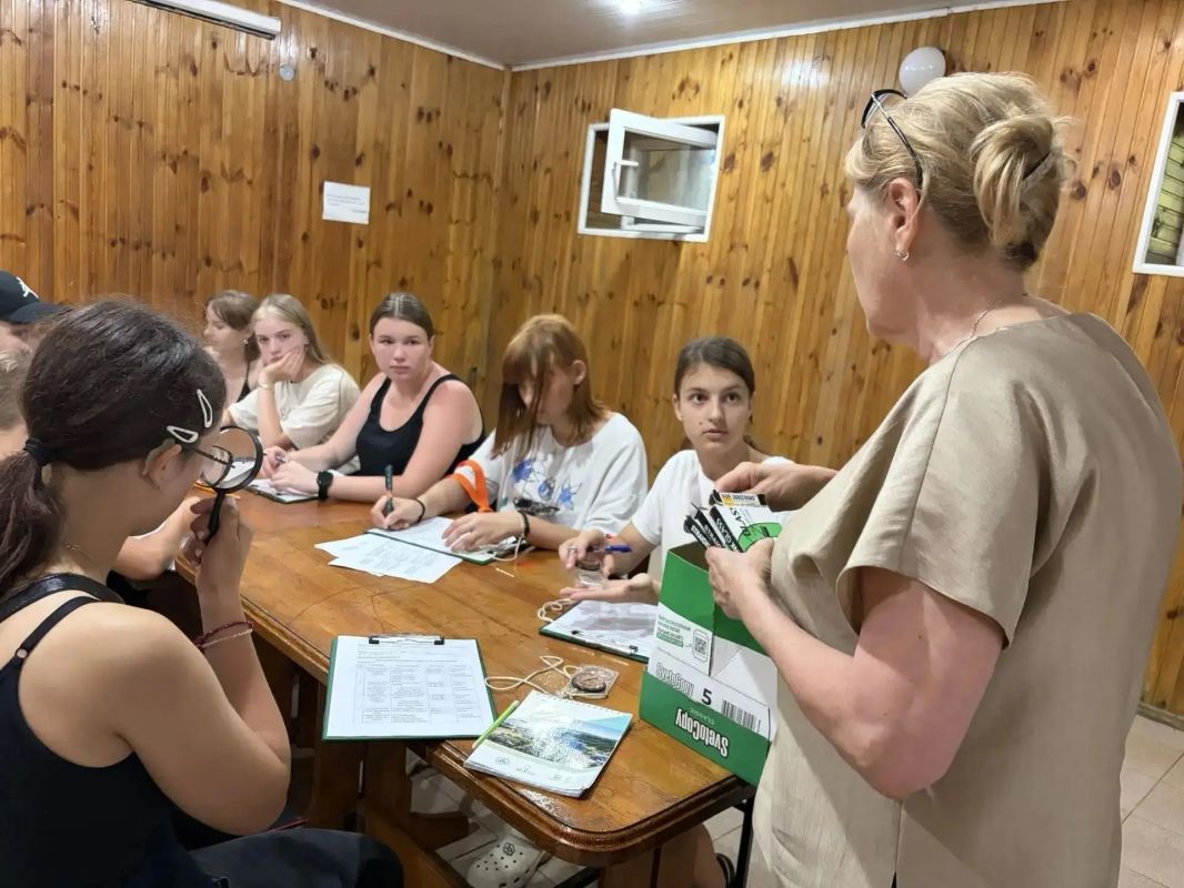 «Юные натуралисты»: наука, природа и дружба в «Морской волне»! «Юные натуралисты»: наука, природа и дружба в «Морской волне»!