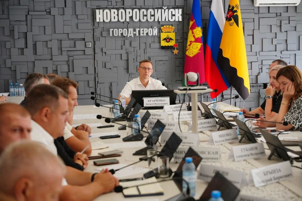 Вениамин Кондратьев поручил восстановить поврежденные при атаке БПЛА образовательные учреждения в Новороссийске к началу нового учебного года Вениамин Кондратьев поручил восстановить поврежденные при атаке БПЛА образовательные учреждения в Новороссийске к началу нового учебного года