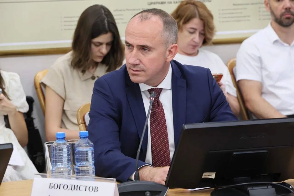 Алексей Богодистов: Доложил губернатору о ситуации в Геленджике на данный момент Алексей Богодистов: Доложил губернатору о ситуации в Геленджике на данный момент