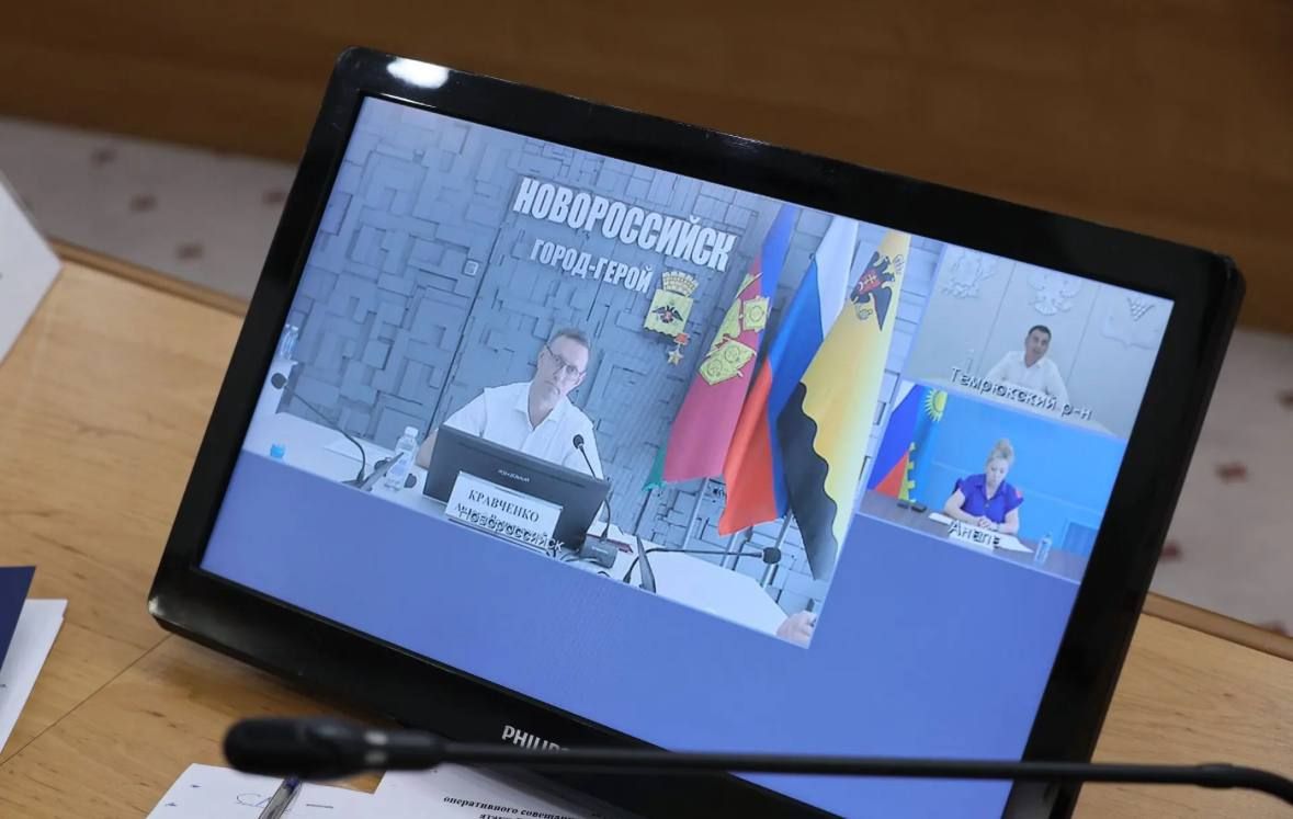 Вениамин Кондратьев: Важно в кратчайшие сроки восстановить поврежденную при атаке БПЛА городскую инфраструктуру Новороссийска Вениамин Кондратьев: Важно в кратчайшие сроки восстановить поврежденную при атаке БПЛА городскую инфраструктуру Новороссийска