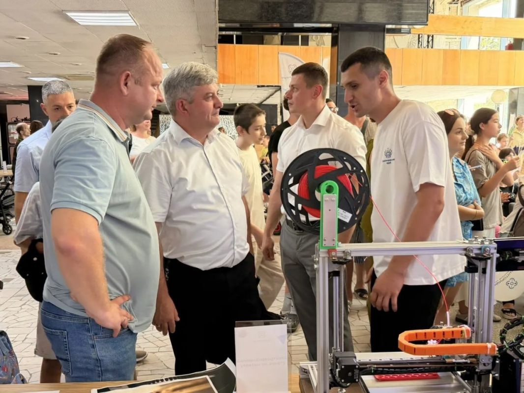 Более Более 300 человек посетили «Техноfest - 2026» в Краснодаре Более Более 300 человек посетили «Техноfest - 2026» в Краснодаре