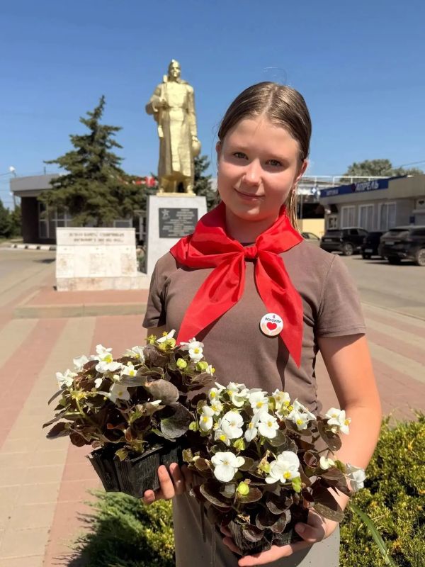 Лето без скуки: кубанские школьники примерили профессии агрономов, актёров и казаков Лето без скуки: кубанские школьники примерили профессии агрономов, актёров и казаков