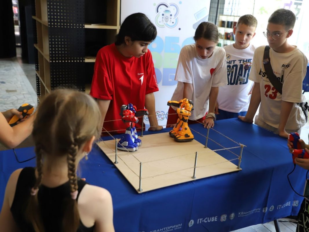 Более Более 300 человек посетили «Техноfest - 2026» в Краснодаре Более Более 300 человек посетили «Техноfest - 2026» в Краснодаре
