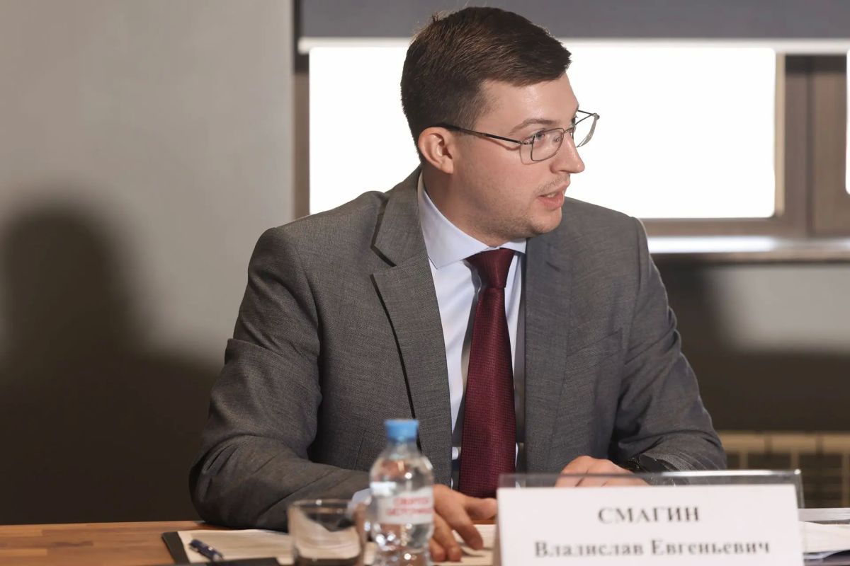 Владислав Смагин принял участие в рабочем совещании с представителями строительной отрасли Кубани Владислав Смагин принял участие в рабочем совещании с представителями строительной отрасли Кубани