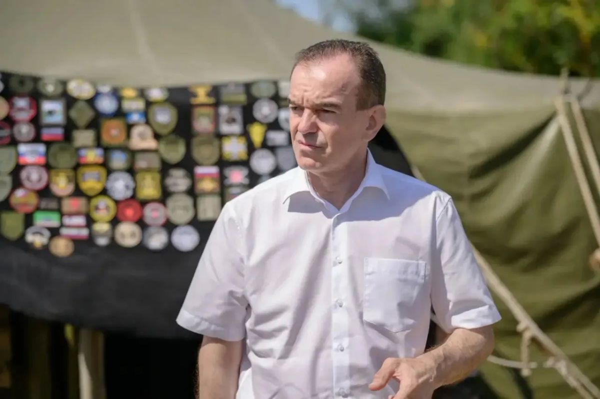 Вениамин Кондратьев посетил казачьи военно-полевые сборы в одном из муниципалитетов Краснодарского края Вениамин Кондратьев посетил казачьи военно-полевые сборы в одном из муниципалитетов Краснодарского края
