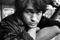 День в истории. 15 августа 1990 года в автокатастрофе погиб советский рок-музыкант Виктор Цой ДТП произошло 36 лет назад под Тукумсом в Латвии, недалеко от Риги