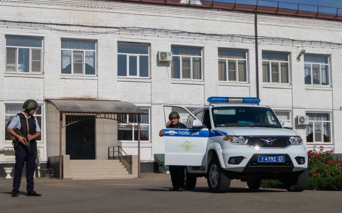 Безопасность – превыше всего: в образовательных организациях Кубани пройдут всероссийские антитеррористические учения Безопасность – превыше всего: в образовательных организациях Кубани пройдут всероссийские антитеррористические учения