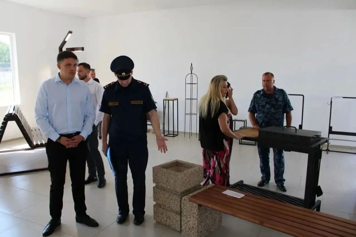 В Усть-Лабинском районе обсудили вопросы загрузки производственных мощностей исправительных колоний В Усть-Лабинском районе обсудили вопросы загрузки производственных мощностей исправительных колоний