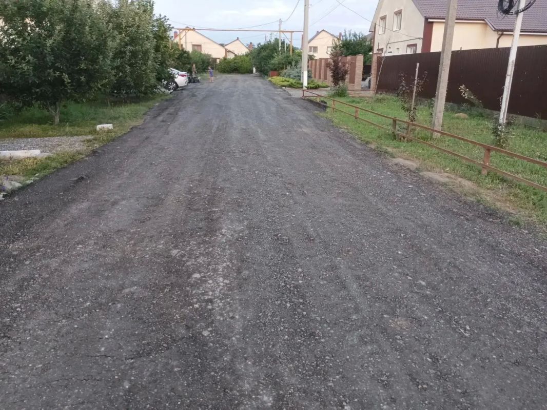 В с. Александровка Ейского района завершен ремонт дорог В с. Александровка Ейского района завершен ремонт дорог