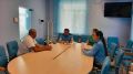 Прокурором Апшеронского района совместно с руководителем центра занятости населения осуществлен прием участников СВО и членов их семей