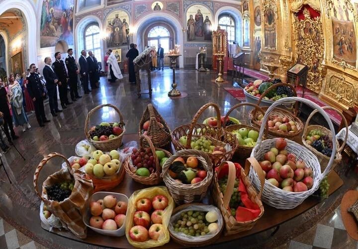 Преображение Господне и Яблочный Спас: что можно и что нельзя в великий праздник