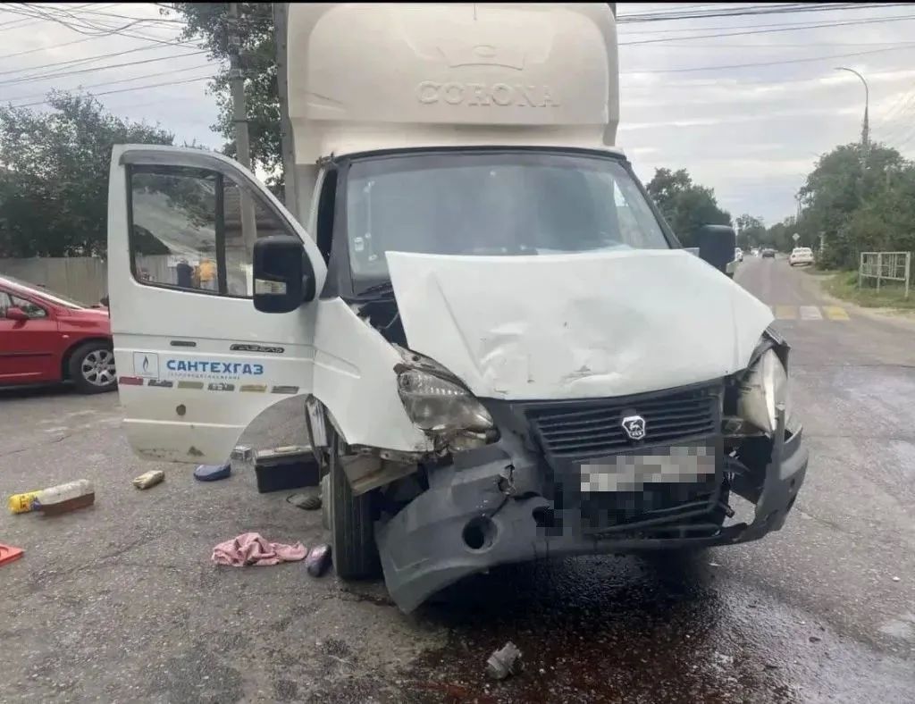 Пять человек пострадали в ДТП в Армавире Пять человек пострадали в ДТП в Армавире