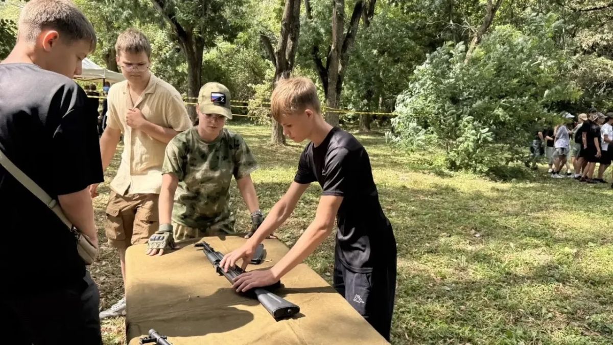 В АРМАВИРЕ СТАРТОВАЛ ПЯТЫЙ ВОЕННО- ПАТРИОТИЧЕСКИЙ ФЕСТИВАЛЬ "БУДЬ ПЕРВЫМ" В АРМАВИРЕ СТАРТОВАЛ ПЯТЫЙ ВОЕННО- ПАТРИОТИЧЕСКИЙ ФЕСТИВАЛЬ "БУДЬ ПЕРВЫМ"