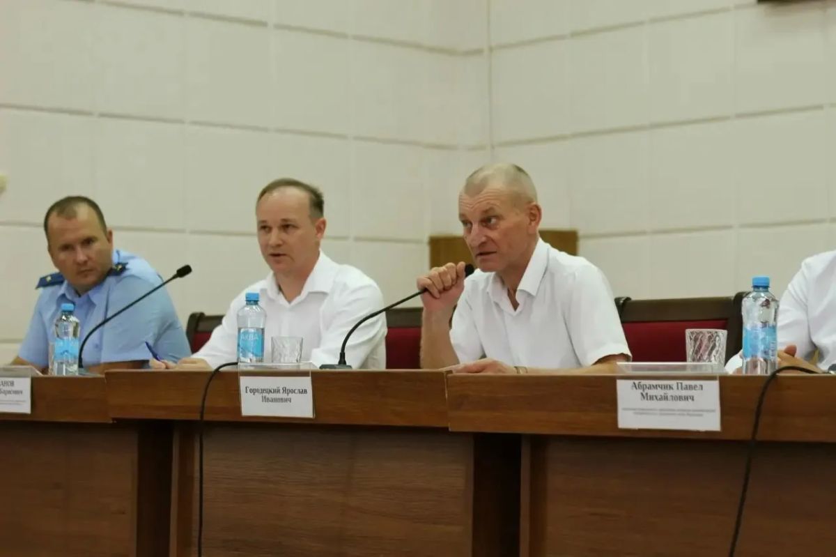 Совещание с управляющими компаниями по вопросам подготовки укрытий прошло в Краснодаре Совещание с управляющими компаниями по вопросам подготовки укрытий прошло в Краснодаре
