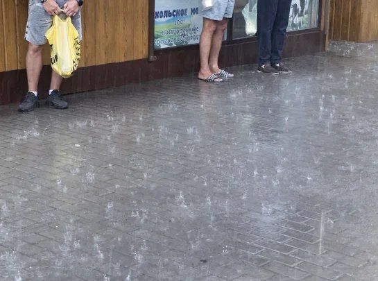 На Кубани объявили штормовое предупреждение