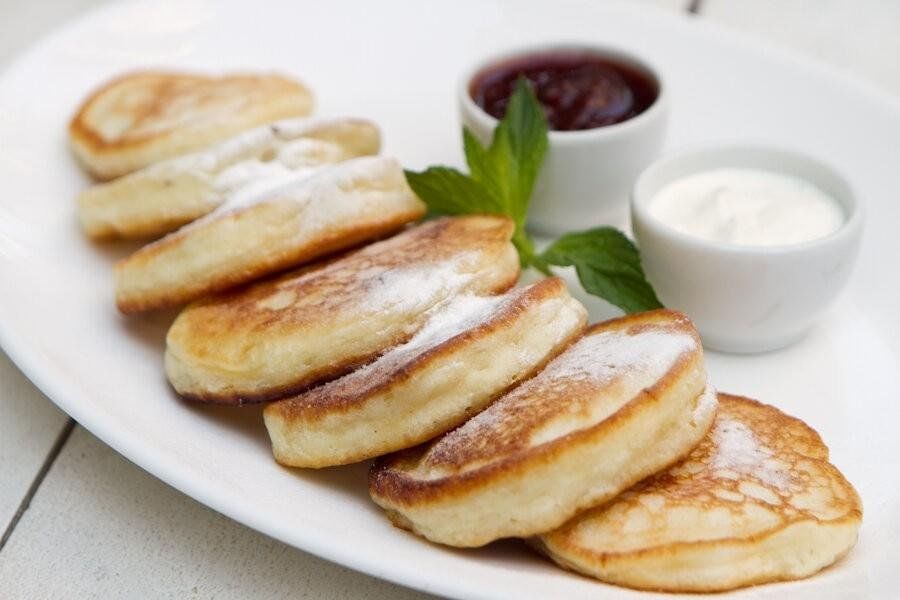 Творожные оладьи на кефире: секреты приготовления вкусного завтрака