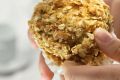 Прокладывая путь к новым вкусам: яблочные маффины с ароматом специй и овсяных хлопьев