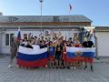 С флагом в руках - в сердце с Россией!