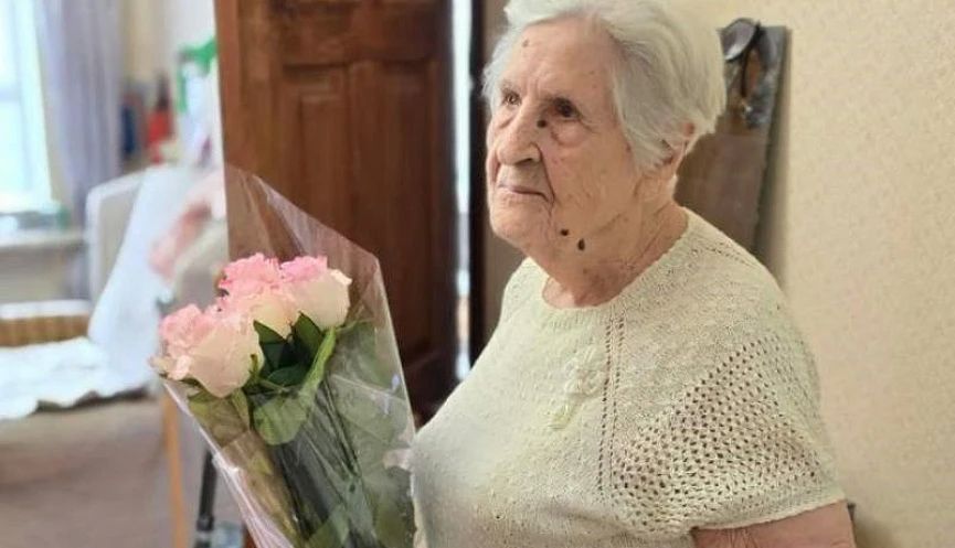 Губернатор Кубани поздравил 102-летнюю фронтовую медсестру Веру Галькину