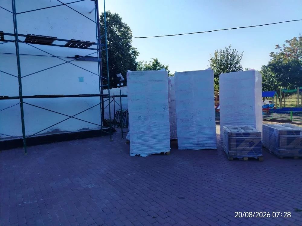 В с. Кухаривка Ейского района приступили к капитальному ремонту фасада СДК В с. Кухаривка Ейского района приступили к капитальному ремонту фасада СДК