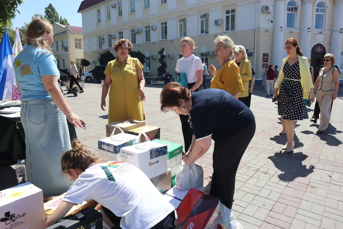 Помощь каждого важна. К акции «СВОих не бросаем» продолжают присоединяться жители и коллективы Геленджика Помощь каждого важна. К акции «СВОих не бросаем» продолжают присоединяться жители и коллективы Геленджика