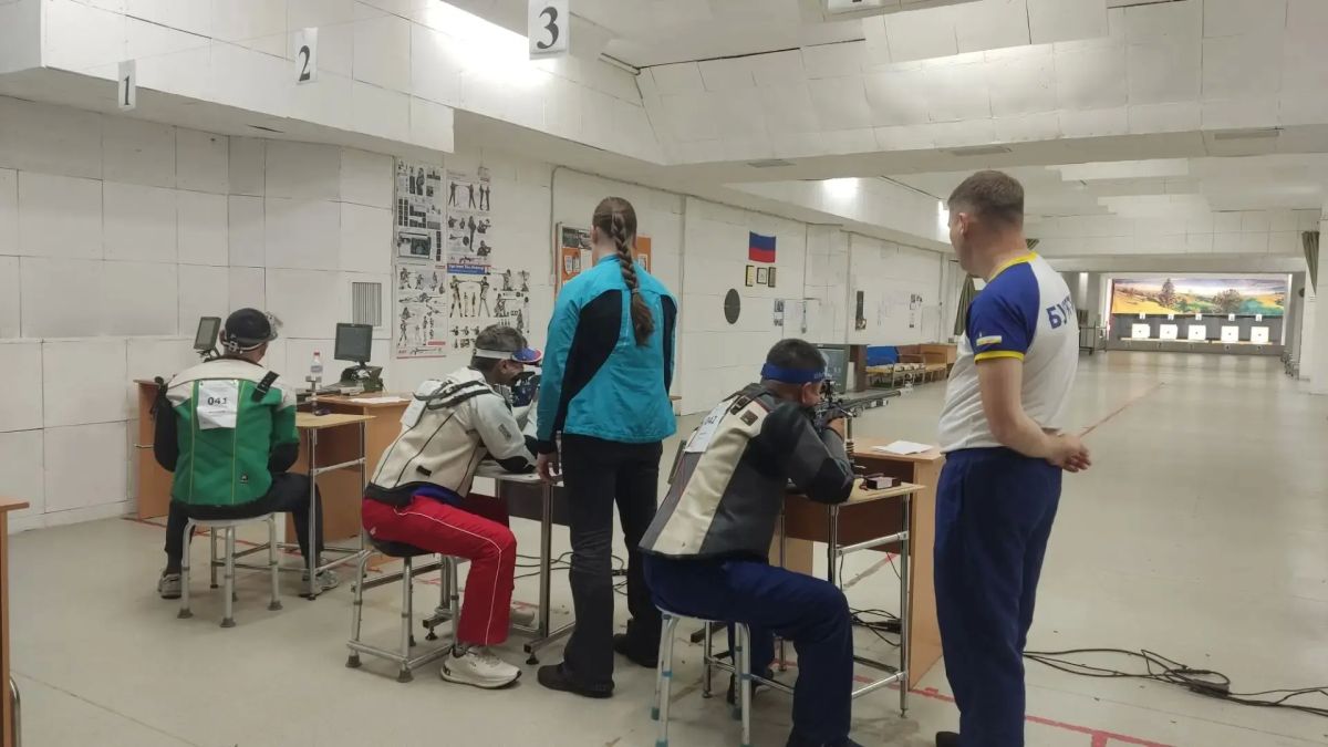 Вдох. Выдох. Выстрел. «Подготовка к соревнованиям у нас круглогодичная и непрерывная Вдох. Выдох. Выстрел. «Подготовка к соревнованиям у нас круглогодичная и непрерывная