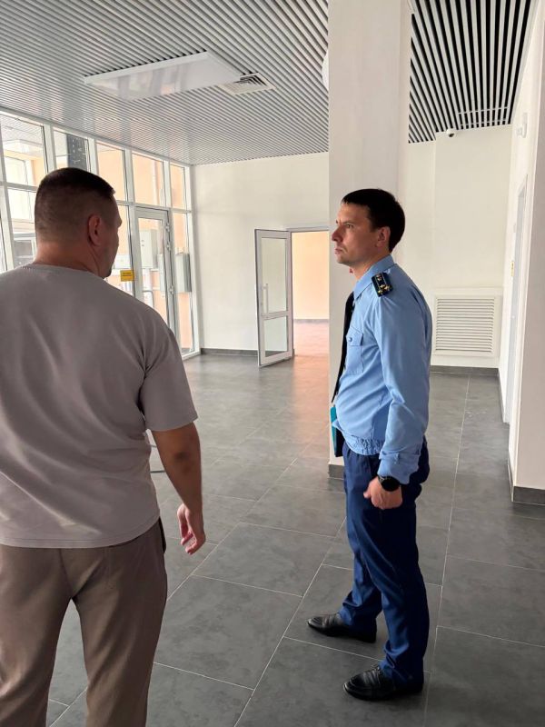 Прокурор г. Краснодара провел выездной прием жителей станицы Елизаветинской Прокурор г. Краснодара провел выездной прием жителей станицы Елизаветинской