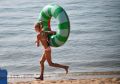В Анапе временно запретили купаться в море