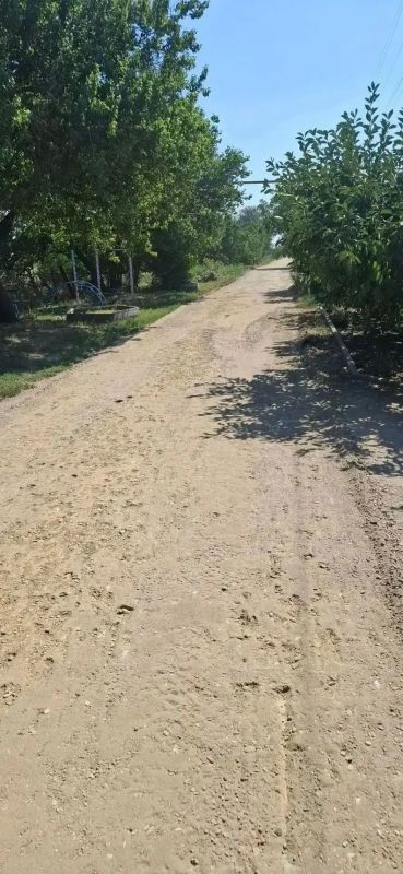 В п. Степном Ейского района завершены работы по ремонту дорожного покрытия В п. Степном Ейского района завершены работы по ремонту дорожного покрытия