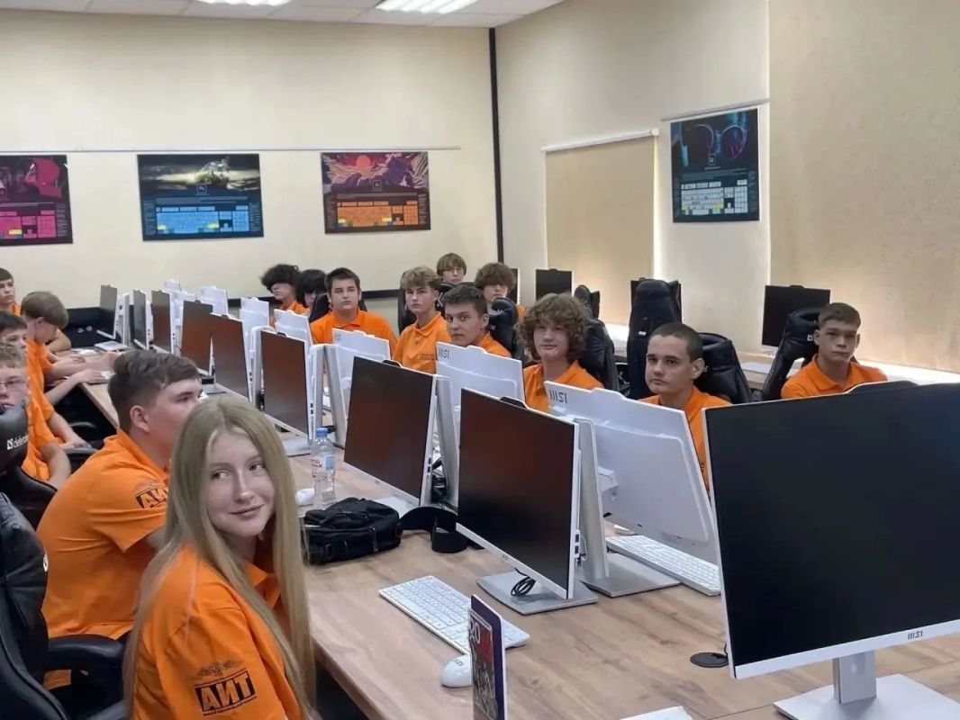В Анапском индустриальном техникуме открыли новый учебный корпус В Анапском индустриальном техникуме открыли новый учебный корпус