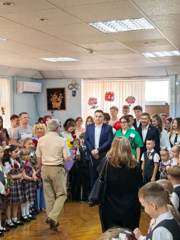Торжественные линейки прошли во всех школах Анапы Торжественные линейки прошли во всех школах Анапы