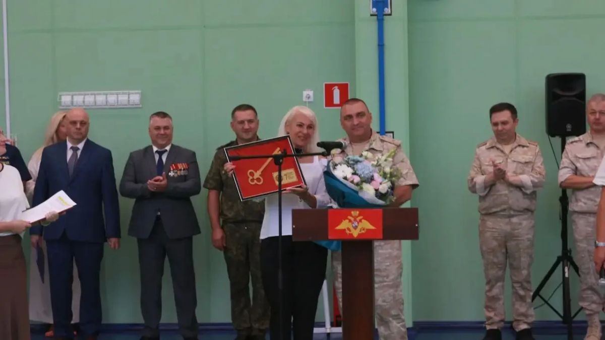 Евгений Наумов: Сегодня в Абхазии на территории Краснодарской Краснознамённой орденов Жукова, Кутузова и Красной Звезды военной базы открылось новое учебное заведение для детей военнослужащих Евгений Наумов: Сегодня в Абхазии на территории Краснодарской Краснознамённой орденов Жукова, Кутузова и Красной Звезды военной базы открылось новое учебное заведение для детей военнослужащих