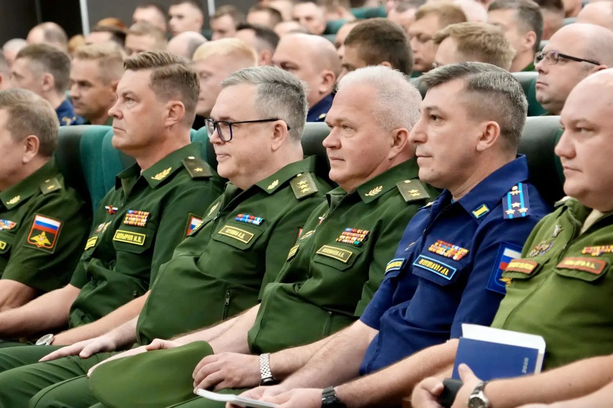 Минобороны России: С Днем знаний, будущие защитники информации! Минобороны России: С Днем знаний, будущие защитники информации!