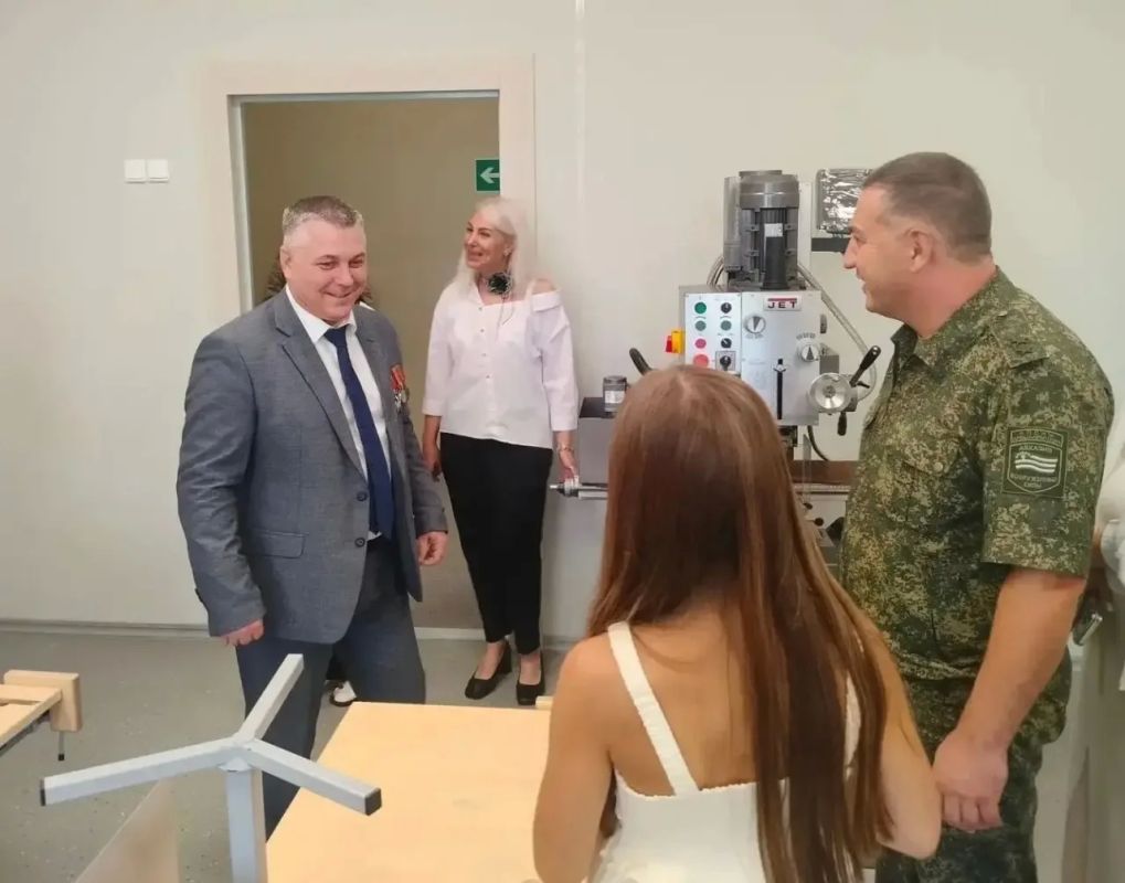 На территории российской военной базы в Республике Абхазия состоялось торжественное открытие новой общеобразовательной школы На территории российской военной базы в Республике Абхазия состоялось торжественное открытие новой общеобразовательной школы