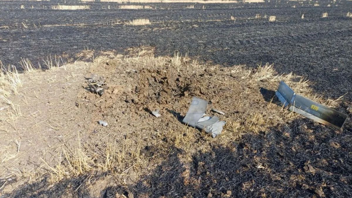 Фермера в Ростовской области оштрафовали на 60 тысяч рублей за то, что на его поле упал украинский дрон и устроил пожар Фермера в Ростовской области оштрафовали на 60 тысяч рублей за то, что на его поле упал украинский дрон и устроил пожар