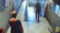 Вор-неудачник. В Сочи полицейские раскрыли кражу смартфона, который умыкнул неизвестный прямо среди бела дня