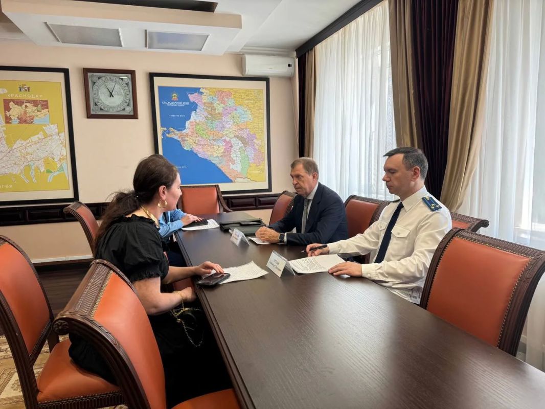 Руководством прокуратуры края проведен личный прием хозяйствующих субъектов Руководством прокуратуры края проведен личный прием хозяйствующих субъектов