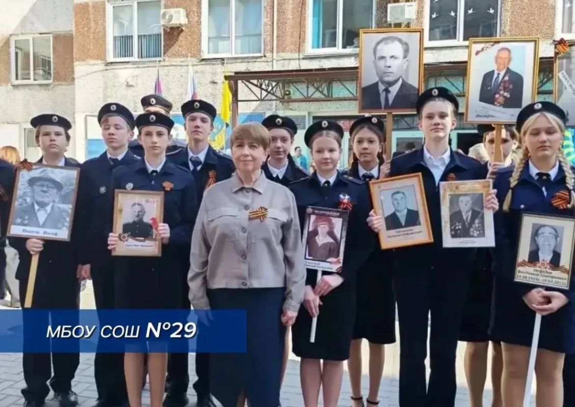 В День знаний свои юбилеи отмечают сразу четыре учебных заведения города-героя Новороссийска В День знаний свои юбилеи отмечают сразу четыре учебных заведения города-героя Новороссийска