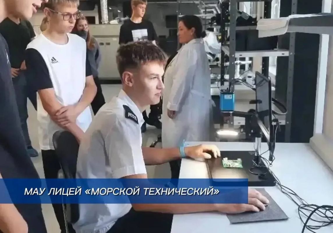 В День знаний свои юбилеи отмечают сразу четыре учебных заведения города-героя Новороссийска В День знаний свои юбилеи отмечают сразу четыре учебных заведения города-героя Новороссийска