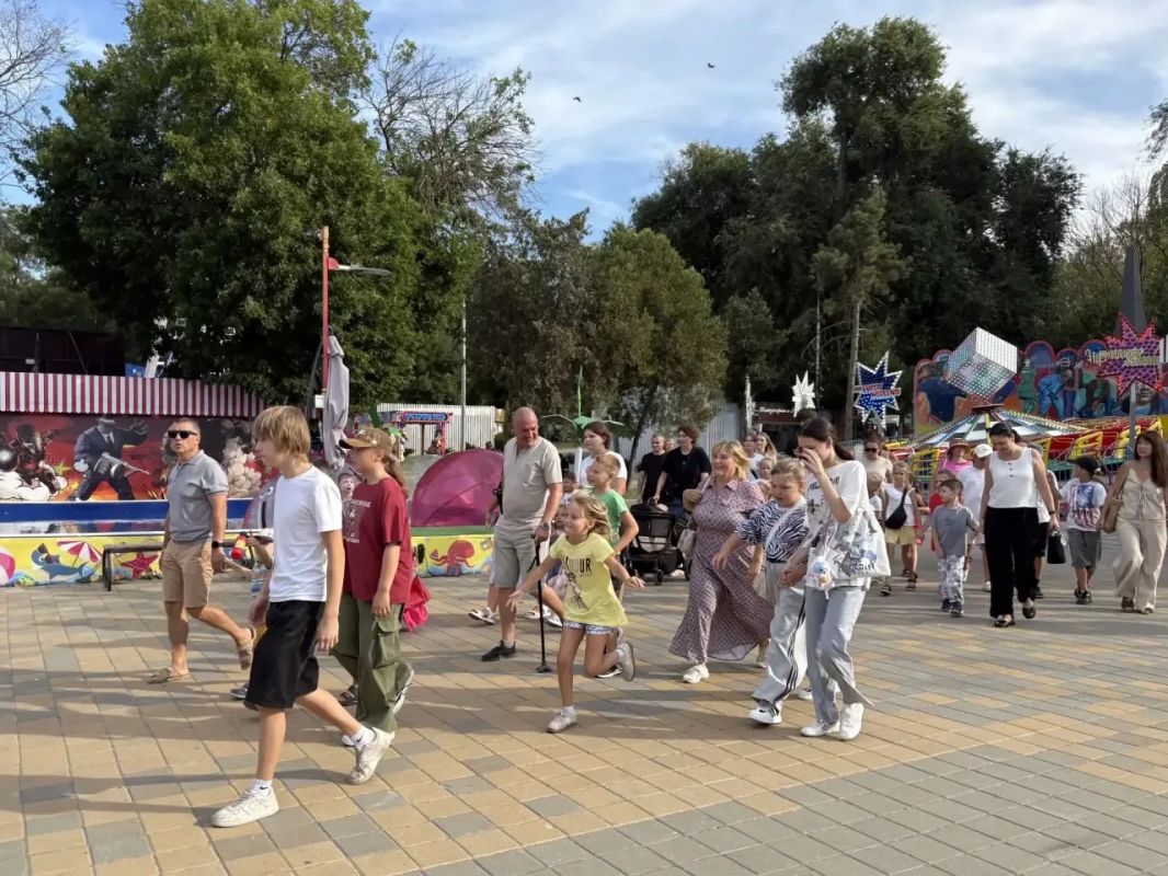 Для детей участников СВО из Анапы организовали праздник в парке 30-летия Победы Для детей участников СВО из Анапы организовали праздник в парке 30-летия Победы