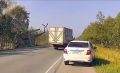 На Сахалине вертолёт Ми-8 с членами местного избиркома и журналистами совершил жёсткую посадку на автомобильную дорогу