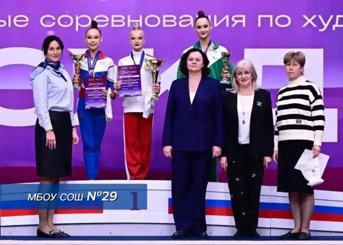 В День знаний свои юбилеи отмечают сразу четыре учебных заведения города-героя Новороссийска В День знаний свои юбилеи отмечают сразу четыре учебных заведения города-героя Новороссийска