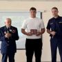 Медаль за спасение тонущей девочки получил студент